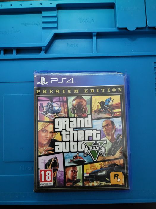 GTA V Premium Edition PS4

Defect (Pentru Carcasă / Colecţie)