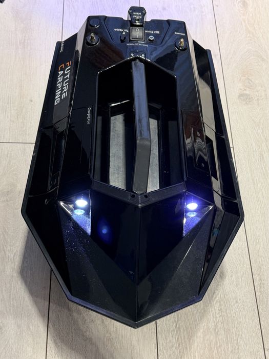 Лодка за захранка Future Carping v70 управление Toslon xr310