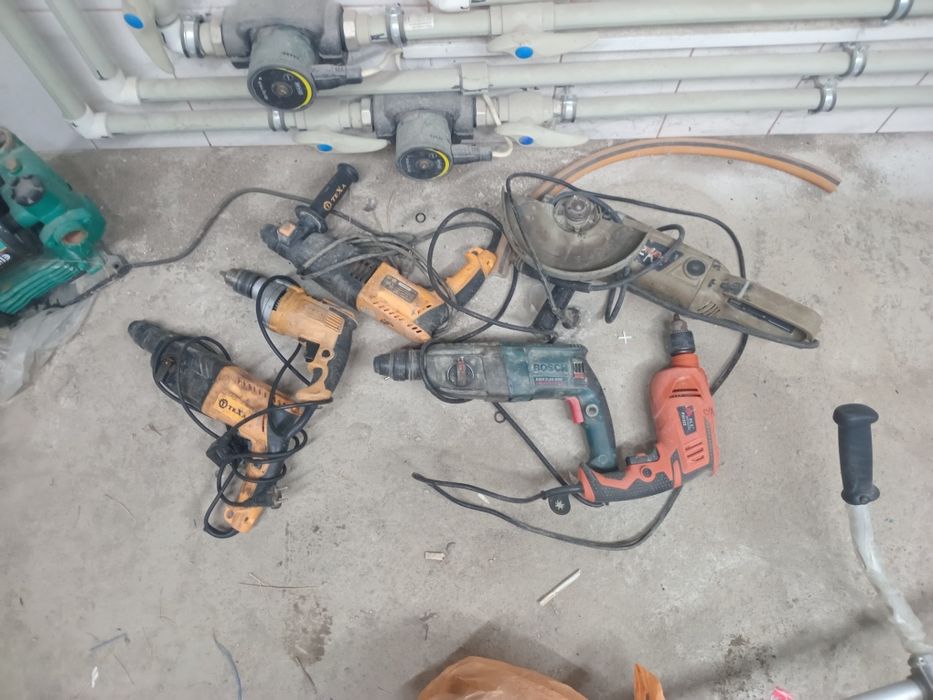 Продам б/у. инструмент