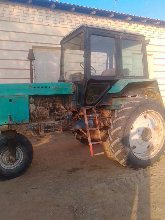Трактор плуг ва пресподборщик сотилади