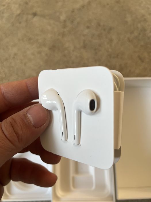 Кутии за айфон 13 и 7+