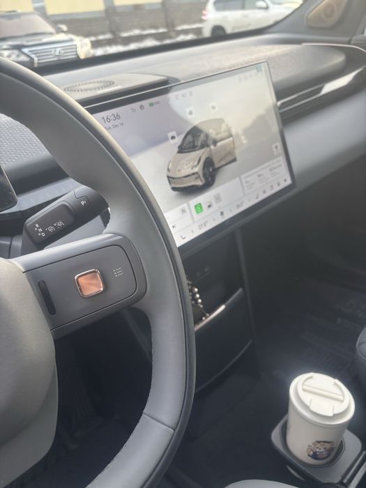 Продам машину Zeekr X