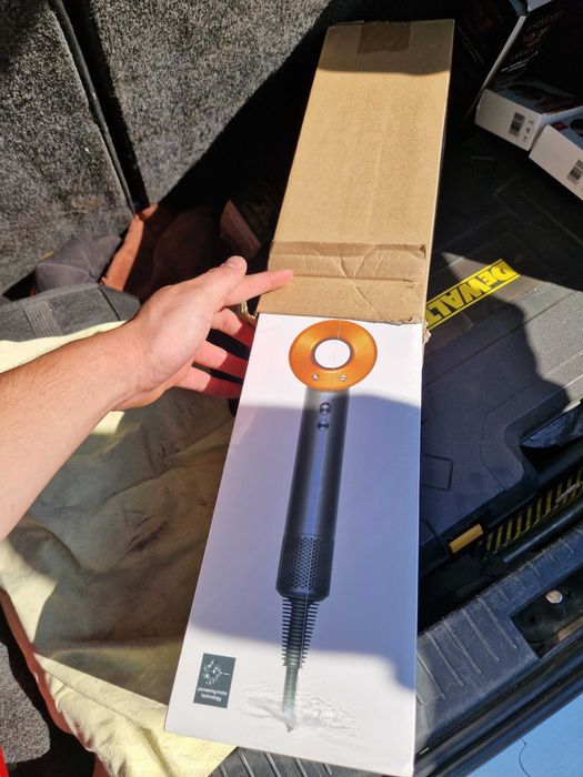 Dyson supersonic