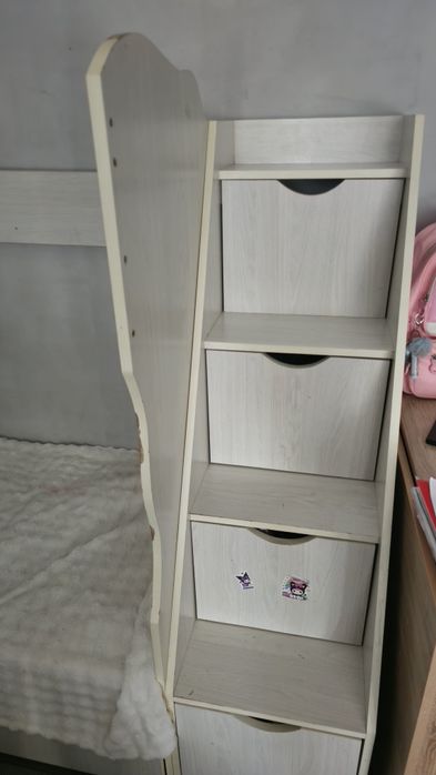 Отдам даром двухярустную кровать