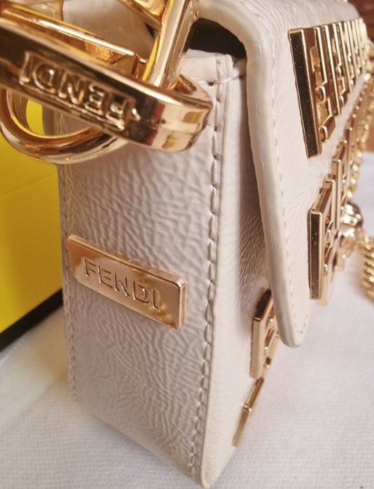 Geanta nude piele naturala,logo metalic auriu,factura,card,certificat