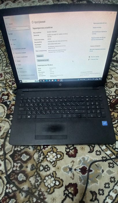 Noutbuk HP ofisniy holati a'lo