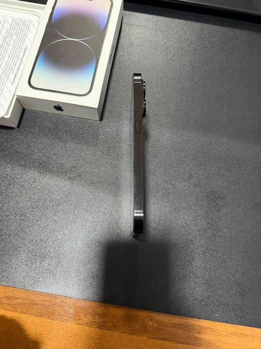 Продаётся айфон 14 про