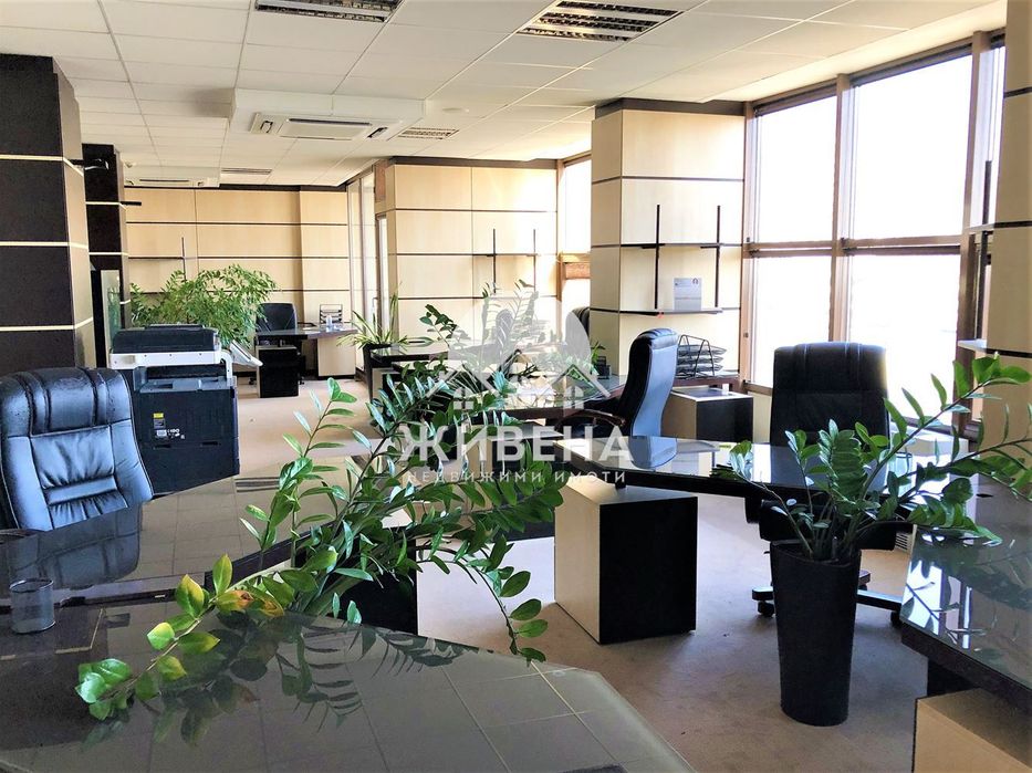 Офис за продажба до Спортна зала, площ 410 кв.м