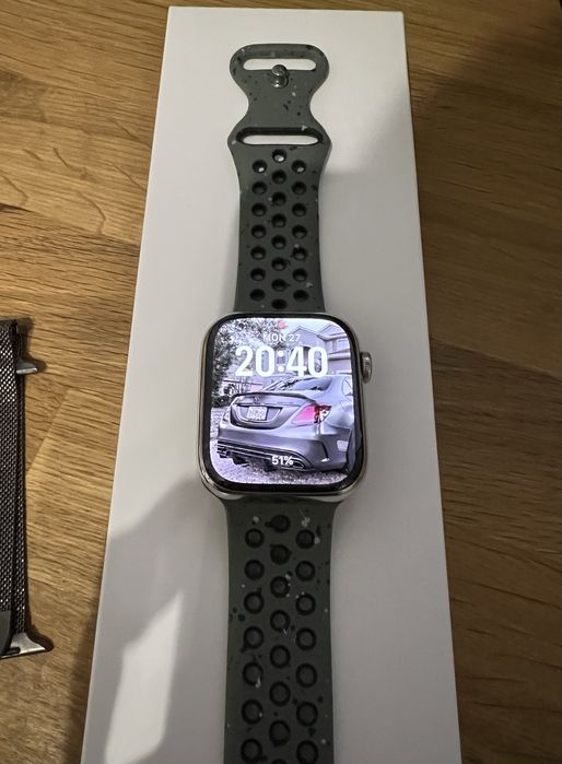 Apple Watch 8 45mm Cellular Silver Stainless Steel