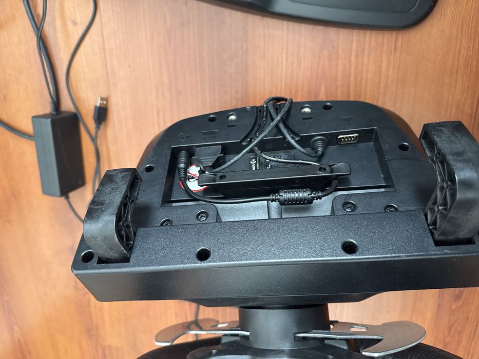 Logitech G29 Driving Force Racing Wheel