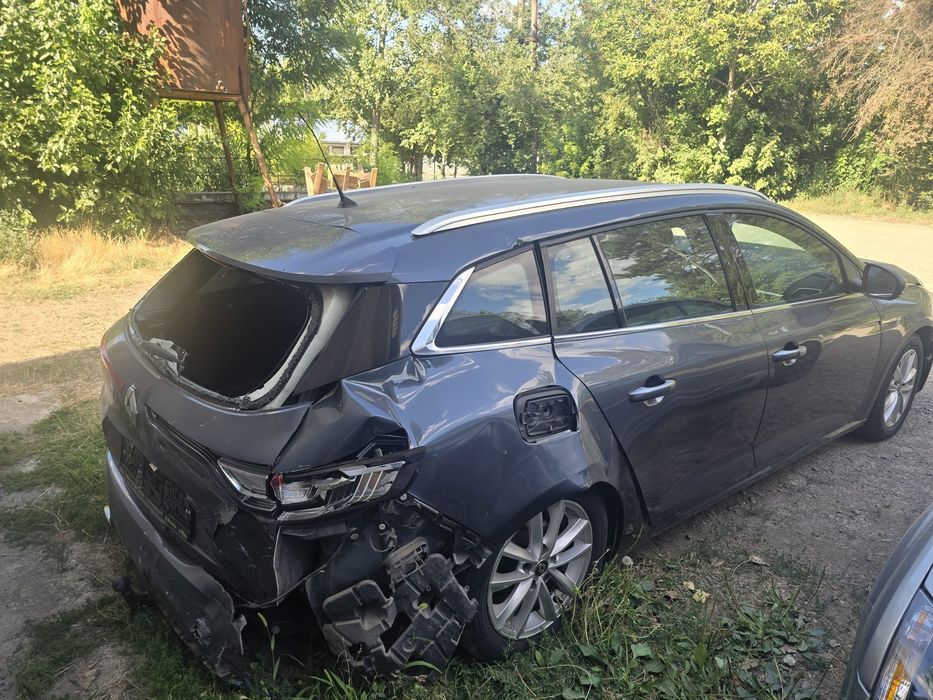 Renault Megane 1.5 Diesel AVARIAT Volan Stânga