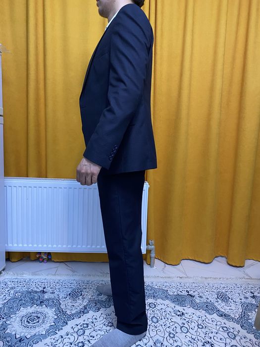 Костюм тройка почти новое