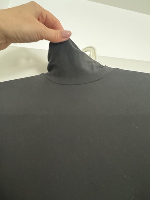 Черна дълга еластична рокля