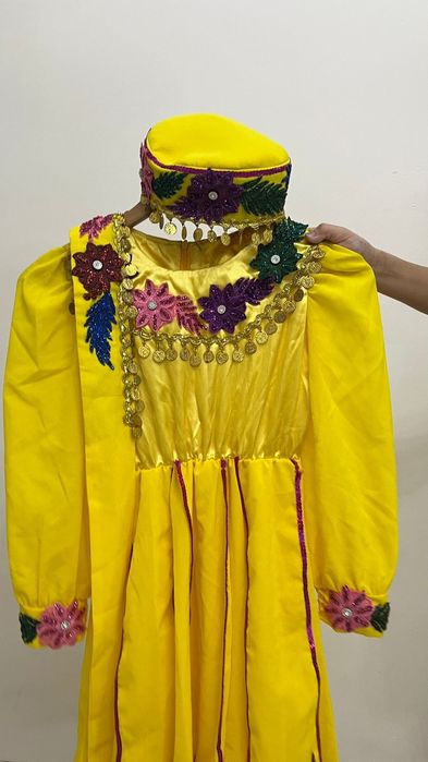 Национальный узбекский костюм для девочки