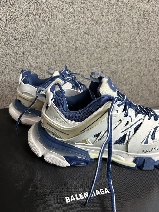 Vand Adidasi Balenciaga Track 2 - marimea 42 - premium