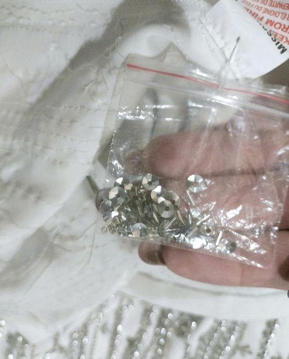 Rochie elegantă nouă, cu etichetă