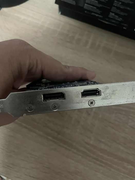 Vand placa video gt 1030