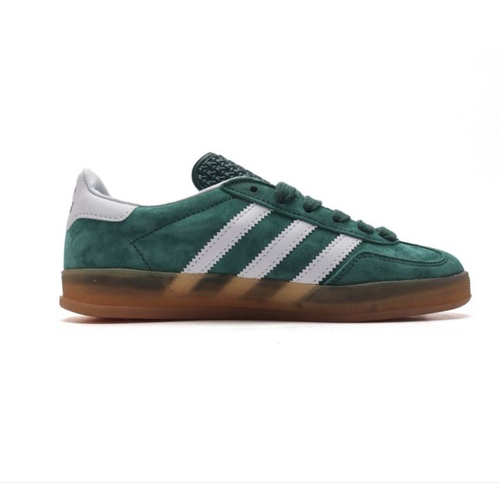 Кроссовки Adidas