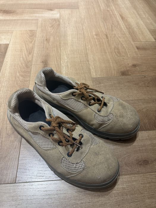 Обувь, ботинка, обувь для стройки