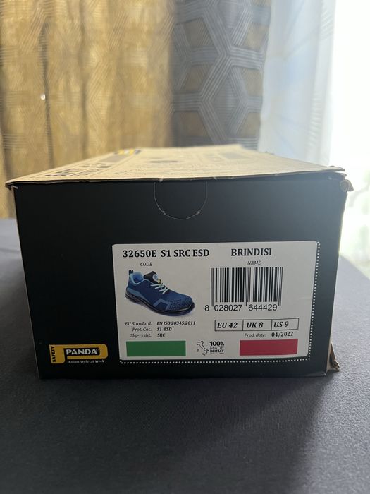 Papuci de lucru (bombeu)