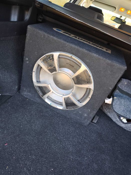 Бас каса и усилвател Blaupunkt