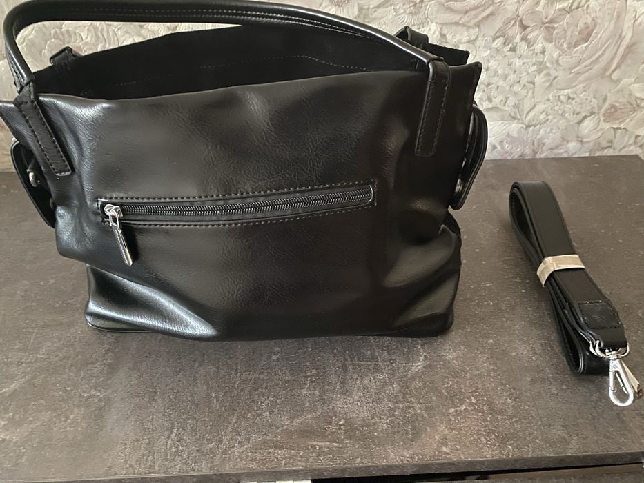 женская сумка кожанная