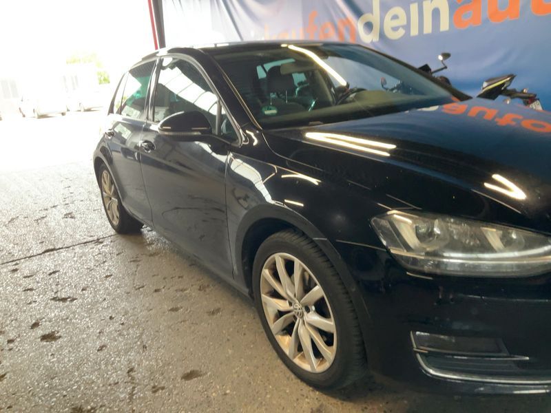 Volkswagen Golf VII 2.0 TDI Highline BlueMotion Tech 2013