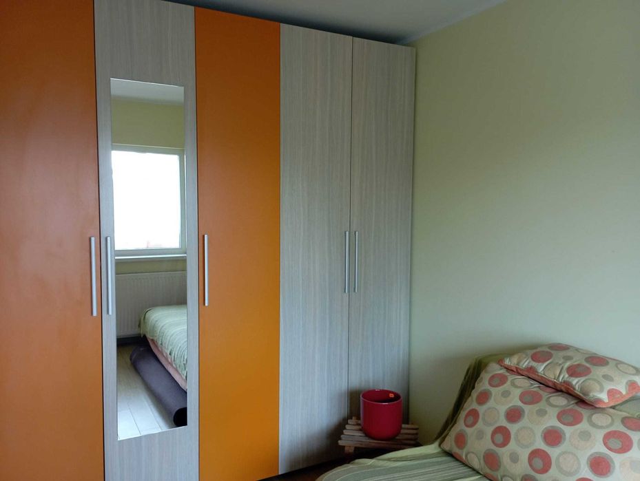 Apartament 2 camere decomandat-etaj3-zona Miorita Deva