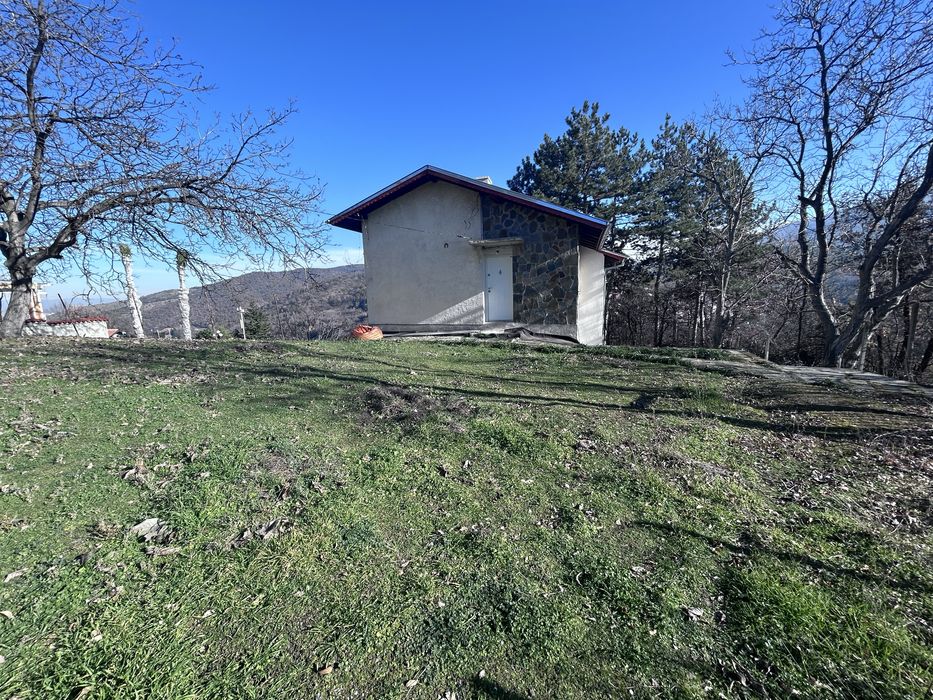 Дава се под наем Къща в с. Храбрино, Област Пловдив - 70 кв.м за 438.6 € - Снимка #1