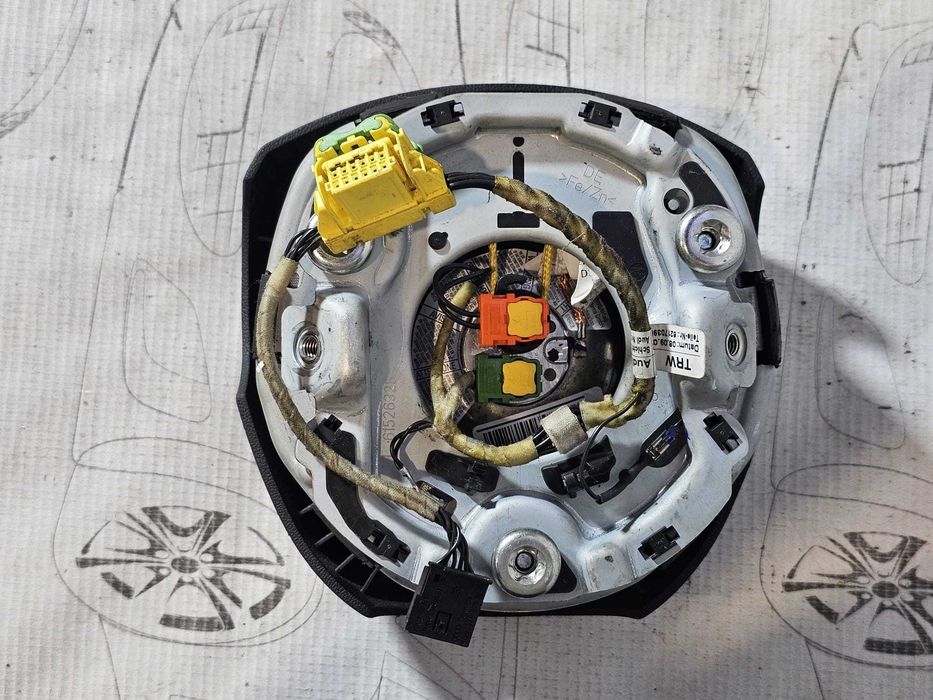 Airbag volan șofer Audi A4 B8 / A5 8T / Q5 8R 2008-2015 2014 2.0 TDI 100kW Cod OEM: 8K0880201E (5E3)