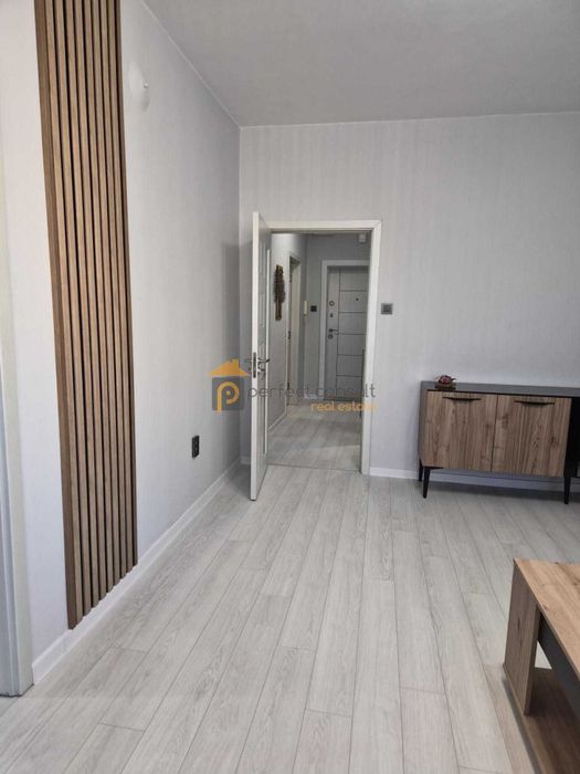Продава се Тристаен апартамент в Пловдив, Южен - 68 кв.м за 1200 €/кв.м - Снимка #2