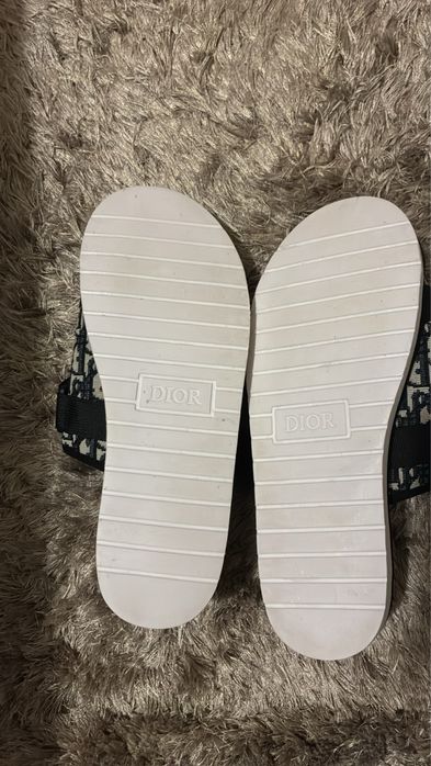 Dior alpha slides