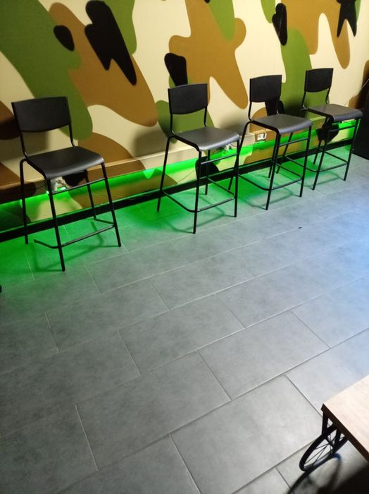 Mobilier pentru bar stare foarte bună preț avantajos
