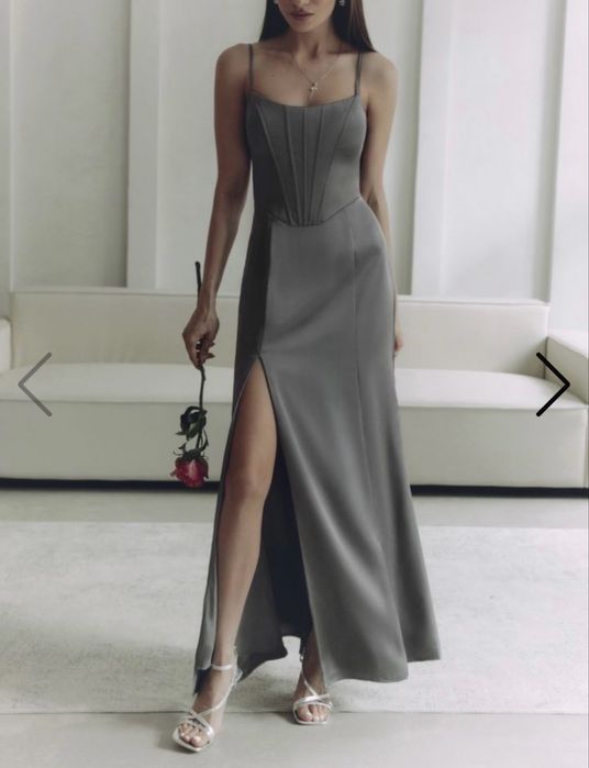 Продаю платье от LICHI