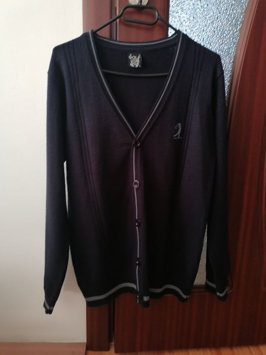 Sfetar și bluza cadou