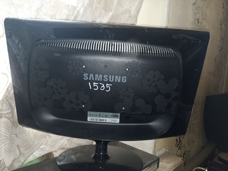 Монитор самсунг рабочий