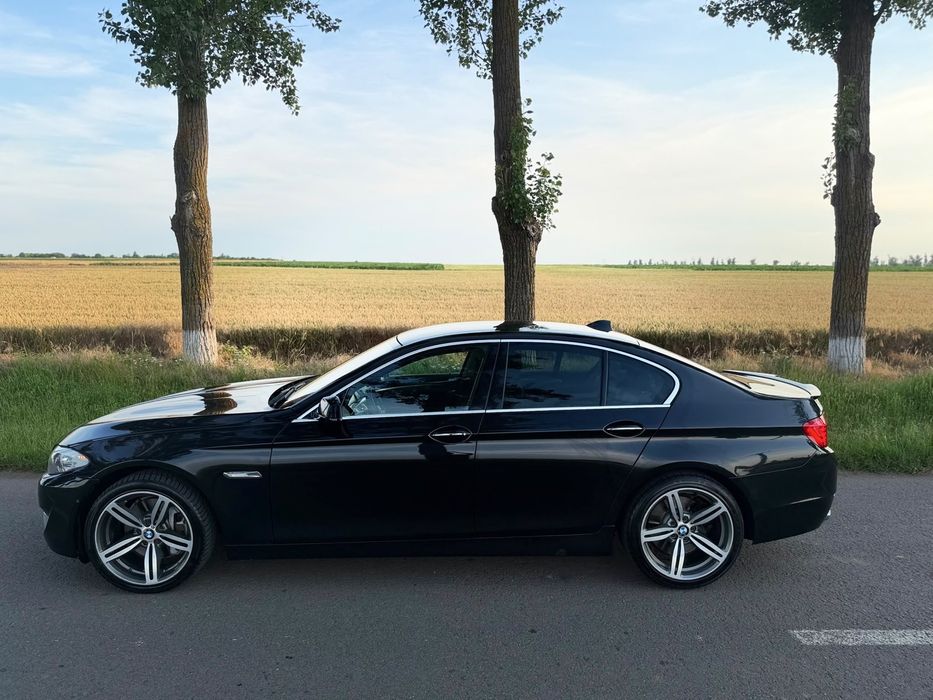 Vand bmw f10 2012 proprietar in acte