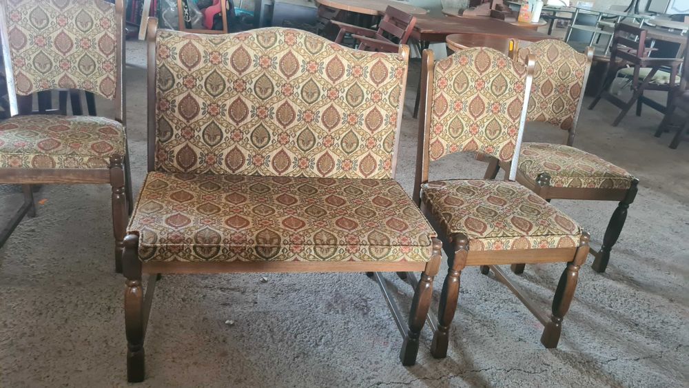 стол пейка с 3 стола