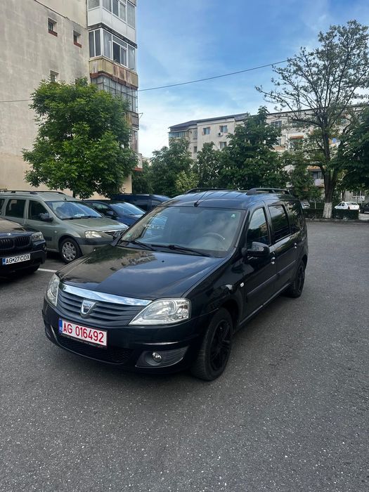 Vând Dacia logan mcv  1.6
