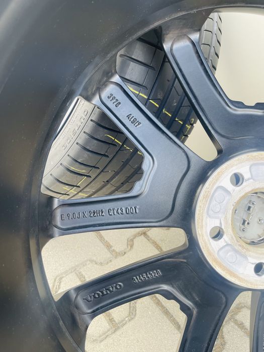 Джанти VOLVO XC60 / XC90 -  22” с гуми Pirelli P Zero 265/35/22