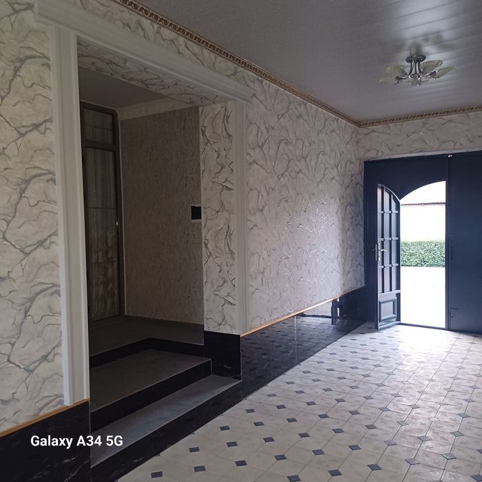 Hovli sotiladi, 6 sotix 4 xonali