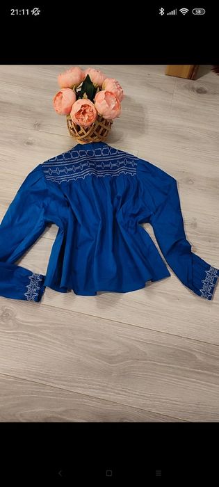 Bluzita Zara, noua cu eticheta, deosebita, model actual, bumbac