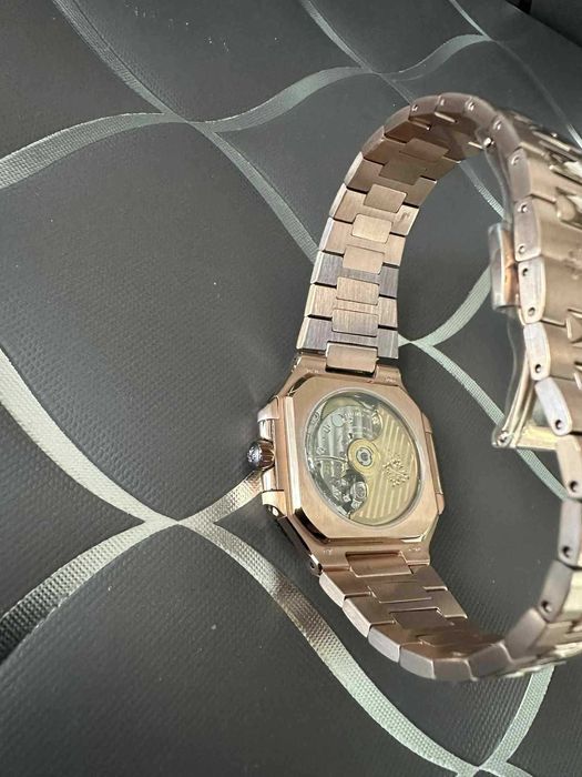 Patek Philippe Cubitus 7128 – 40мм