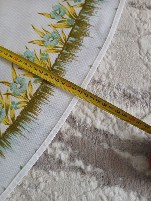 Скатерть на круглый стол