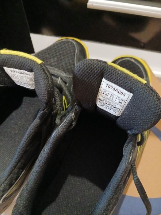 Маратонки Asics оригинални