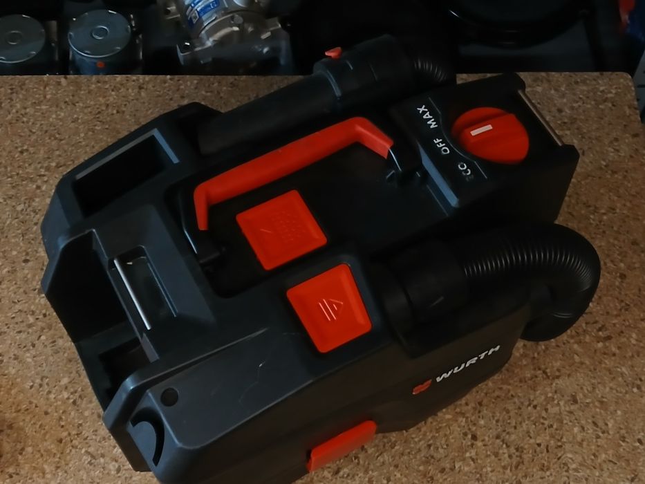 Aspirator wurth 18volți