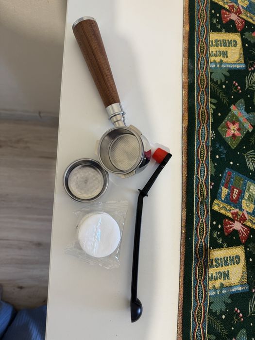 Портафильтр для кофеварки Delonghi