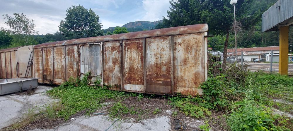 Хладилни контейнери 2бр