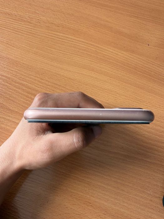 Iphone 8 plus в хорошем состаяние