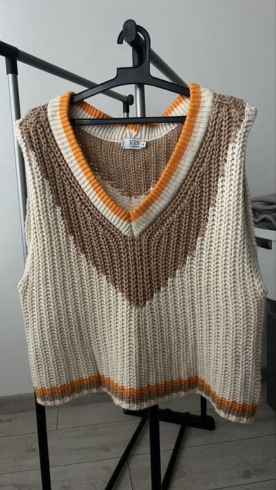 Елек,блузки и панталон